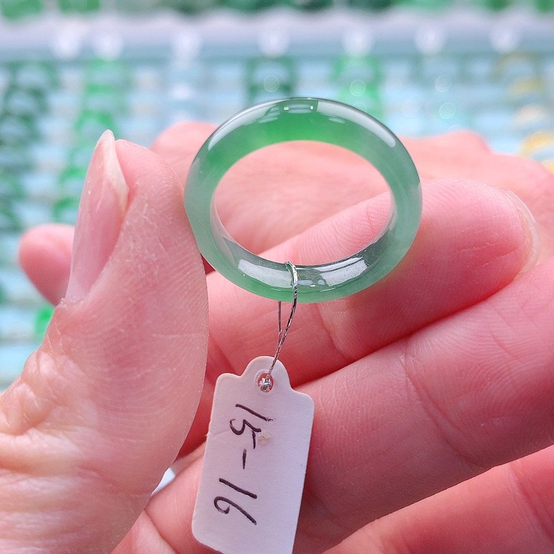 翡翠戒指未镶嵌A货缅甸翡翠