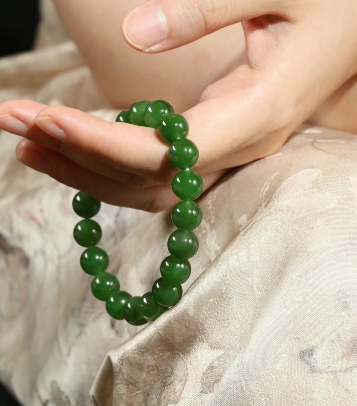 【门店爆款】新疆和田玉 菠菜绿手串