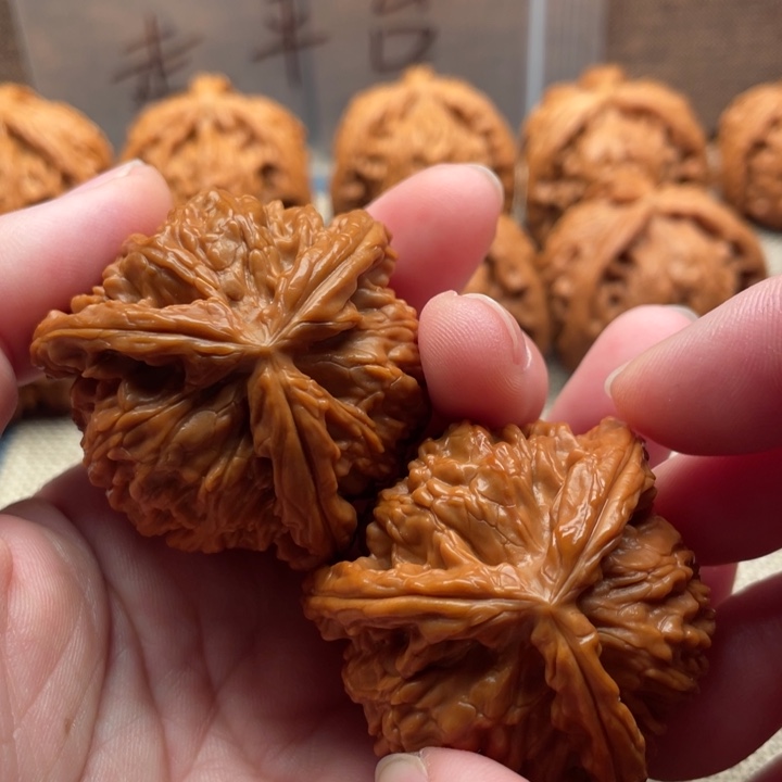 银***雲核桃白狮子42核桃