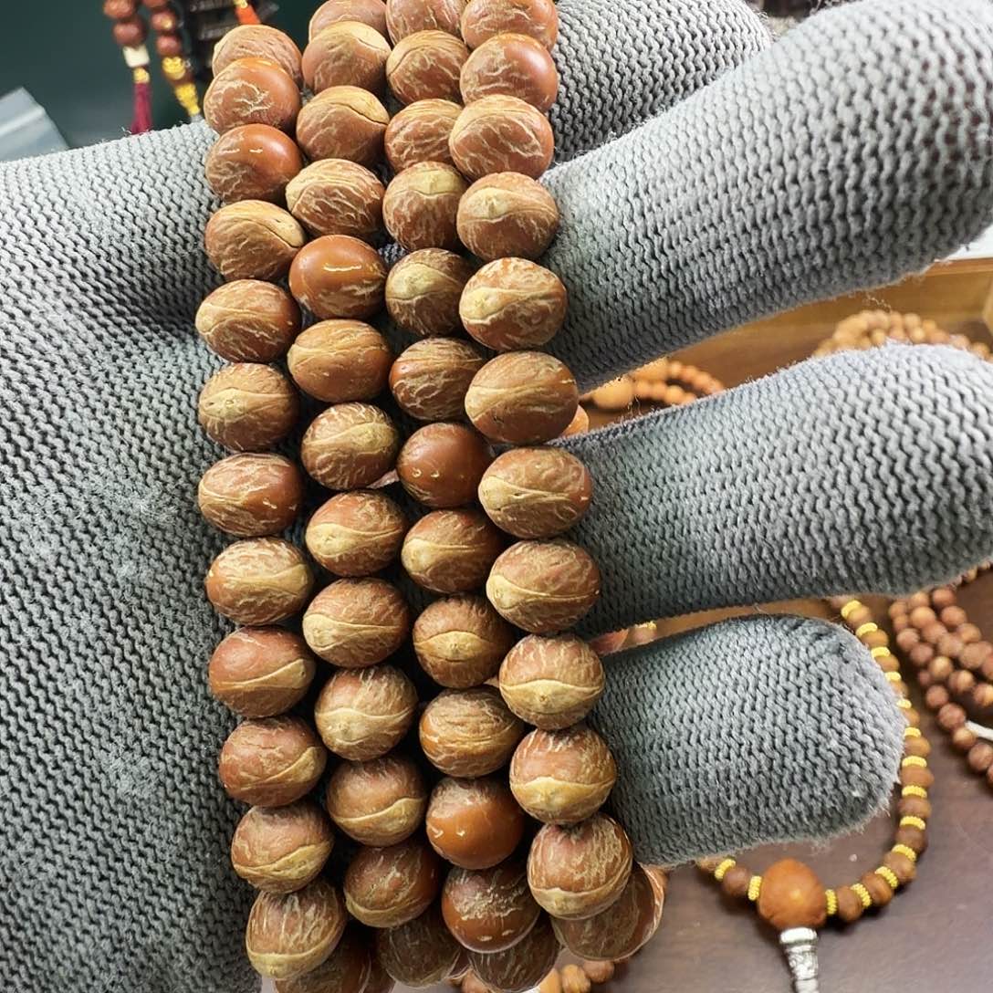 向***朗非洲檀香无事牌108号看看你那