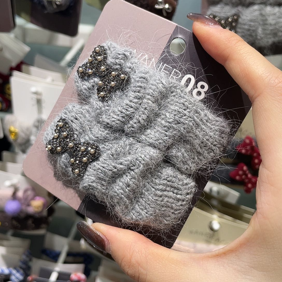 非金属灰色蝴蝶结方形