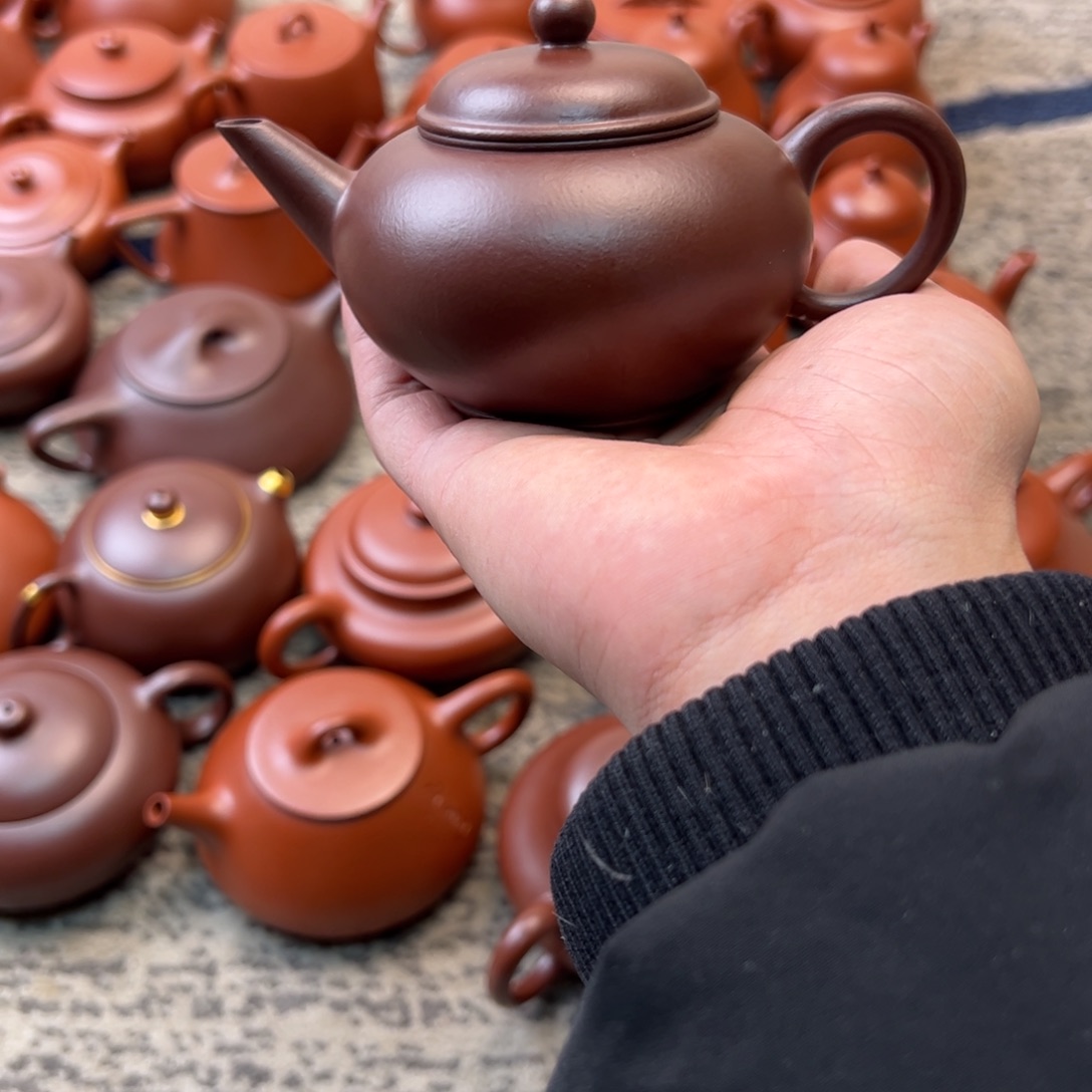 紫砂茶壶小**。全手工制作