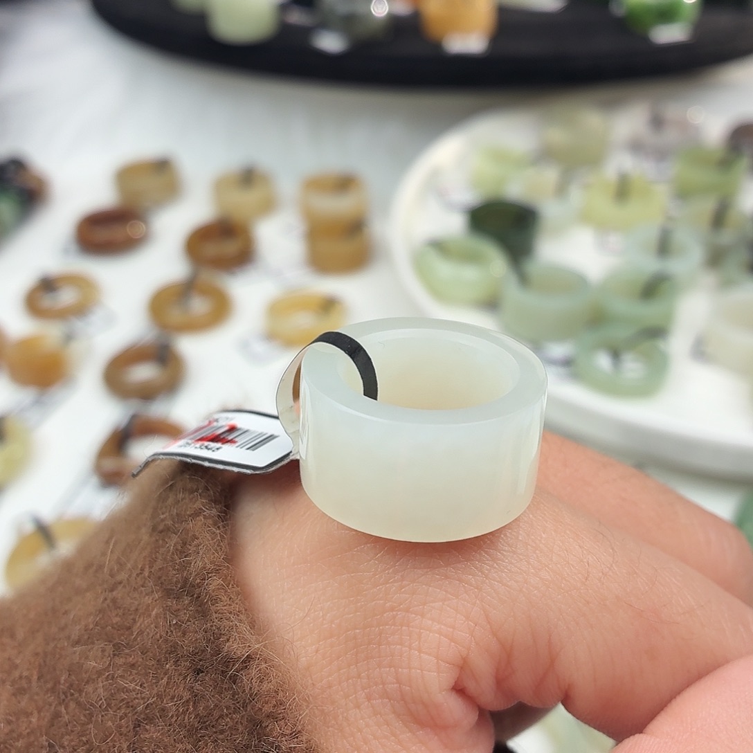 和田玉未镶嵌戒指b13白直切16.5