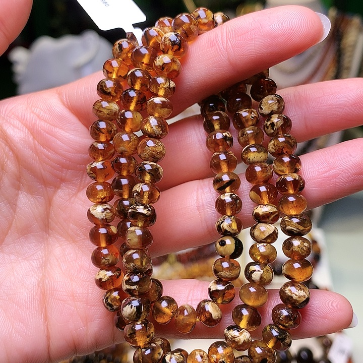 琥珀未镶嵌裸石抚顺琥珀7/溶洞Y401