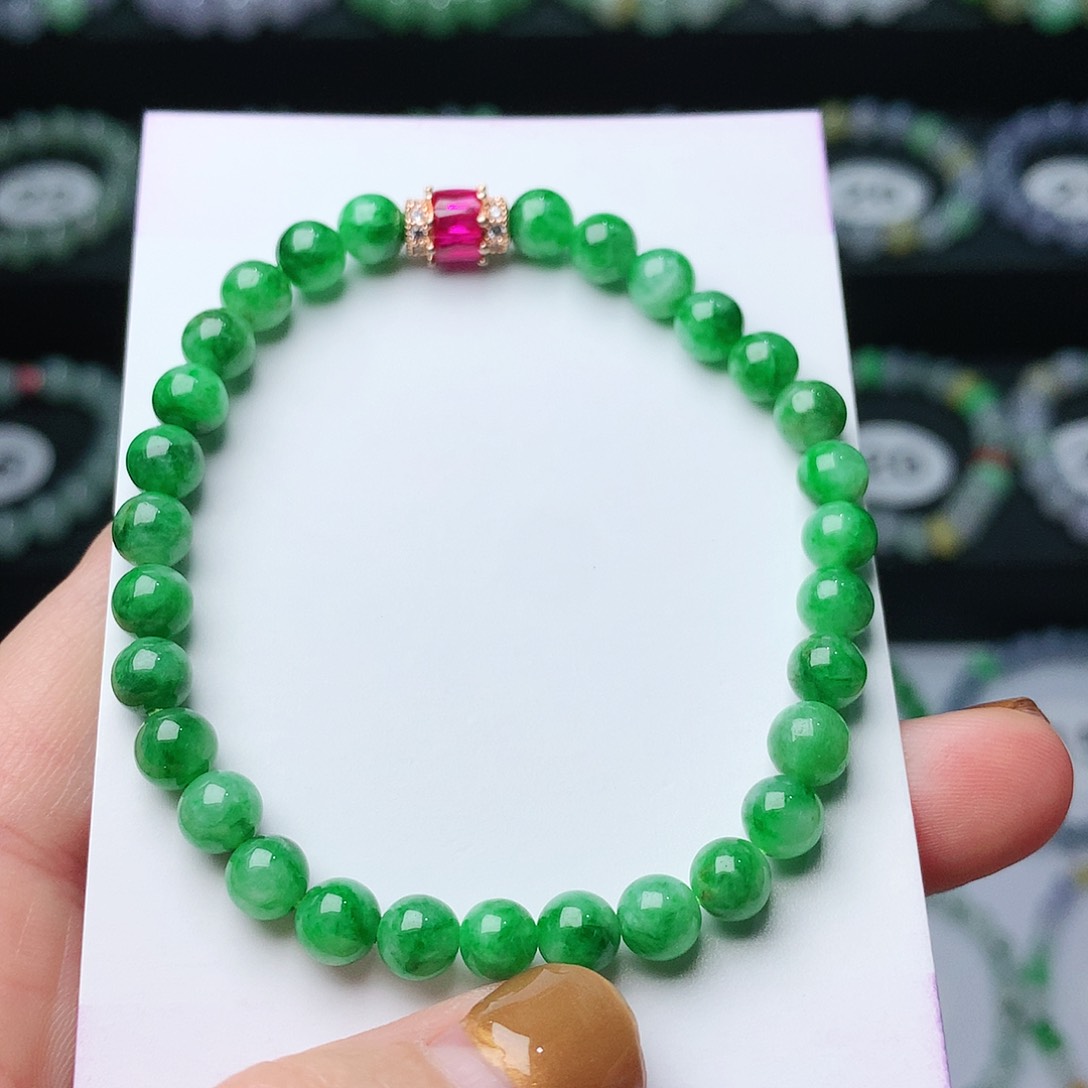 翡翠手链未镶嵌翡翠