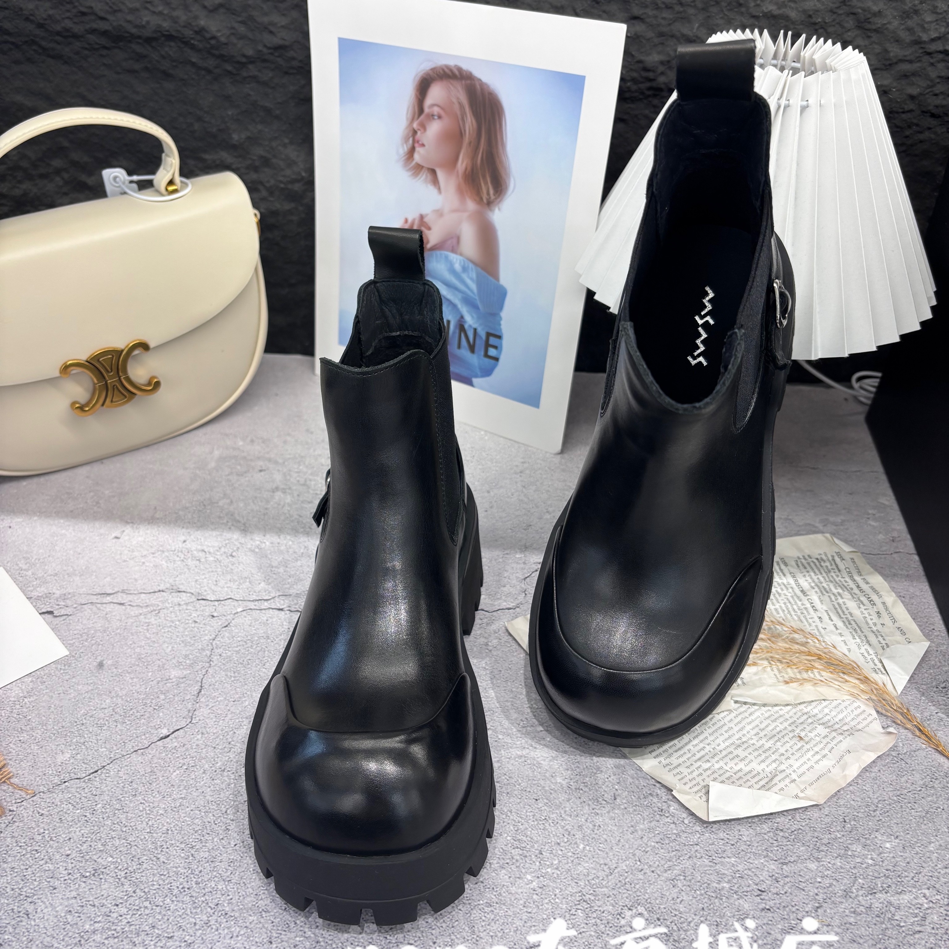 玛莎玛索早秋新款休闲时尚百搭烟筒靴女鞋