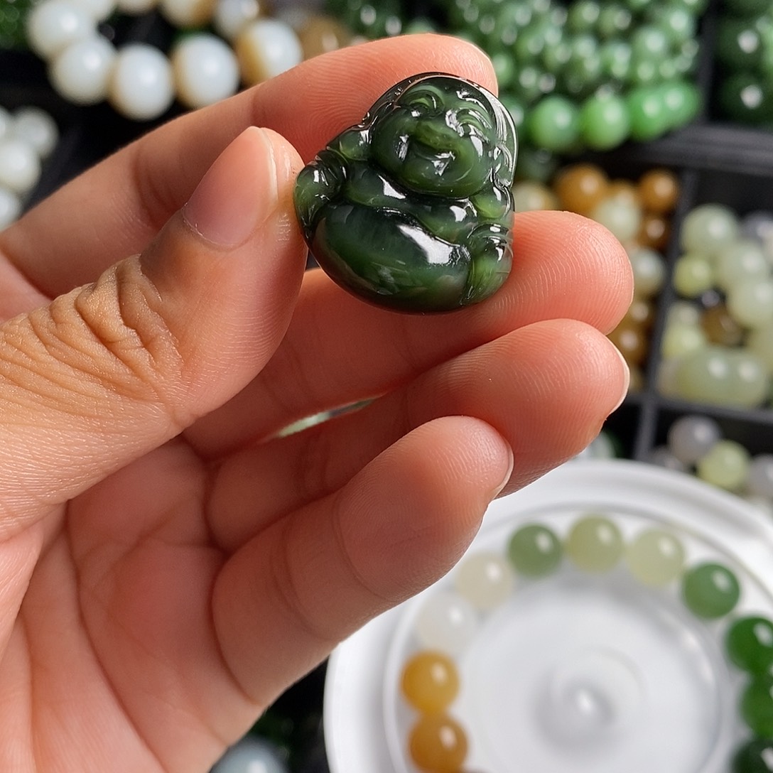 未镶嵌和田玉（碧玉）珠宝半成品