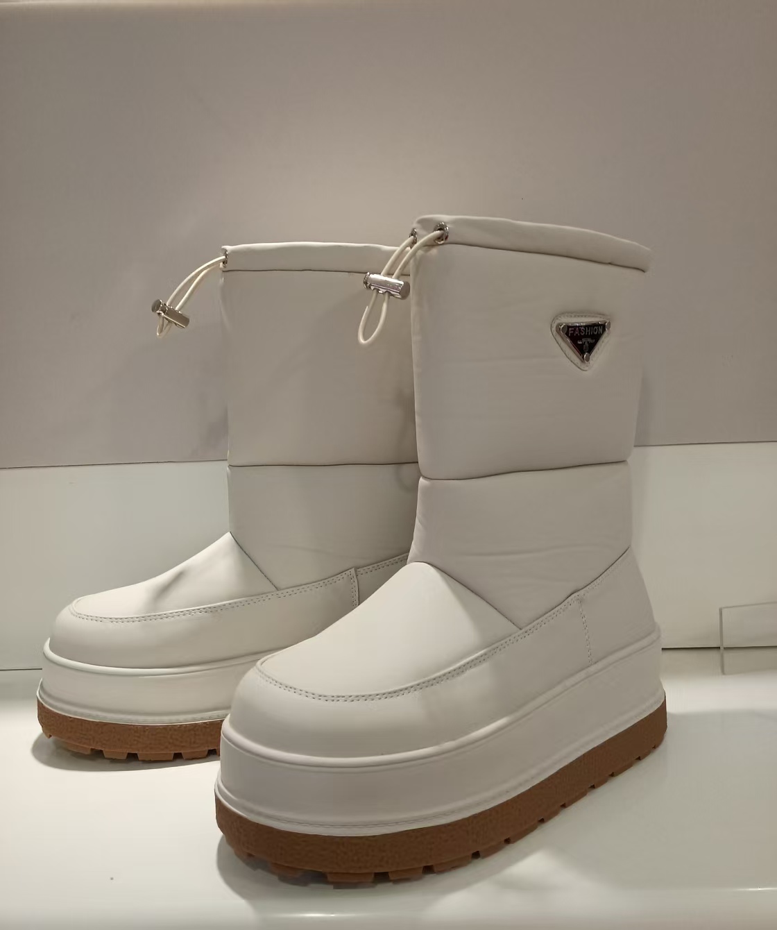 新款气质休闲百搭女士[大棉]雪地靴A/TM/915-1