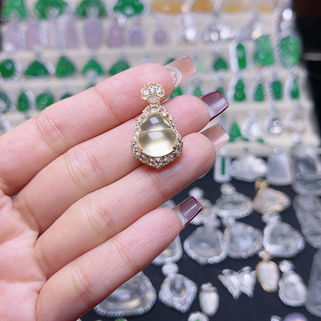 石英质玉颈饰银S925镶嵌英***8