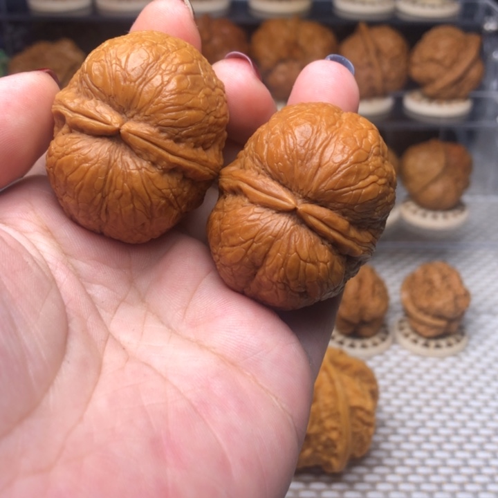 1***°把件文玩核桃200峭壁元宝