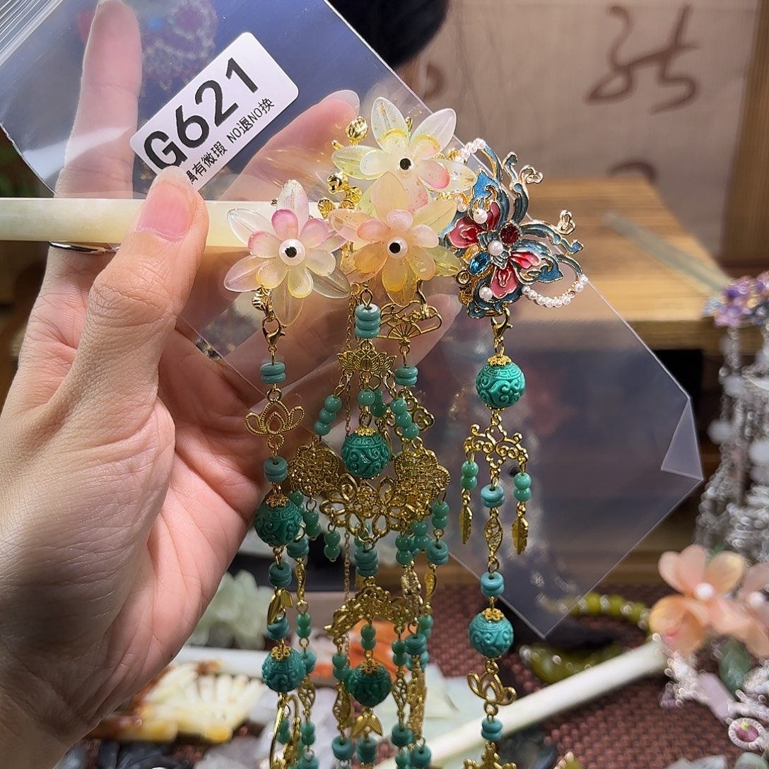 黑***夜蛇纹石玉合金发饰