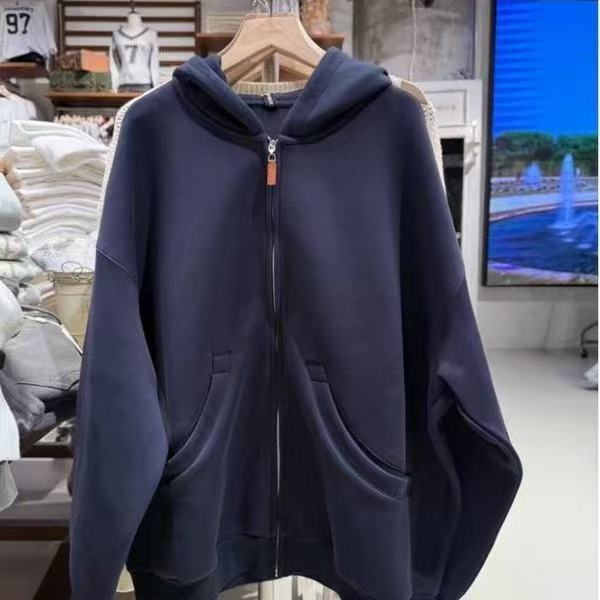 OM*线下空气层拉链连帽外套