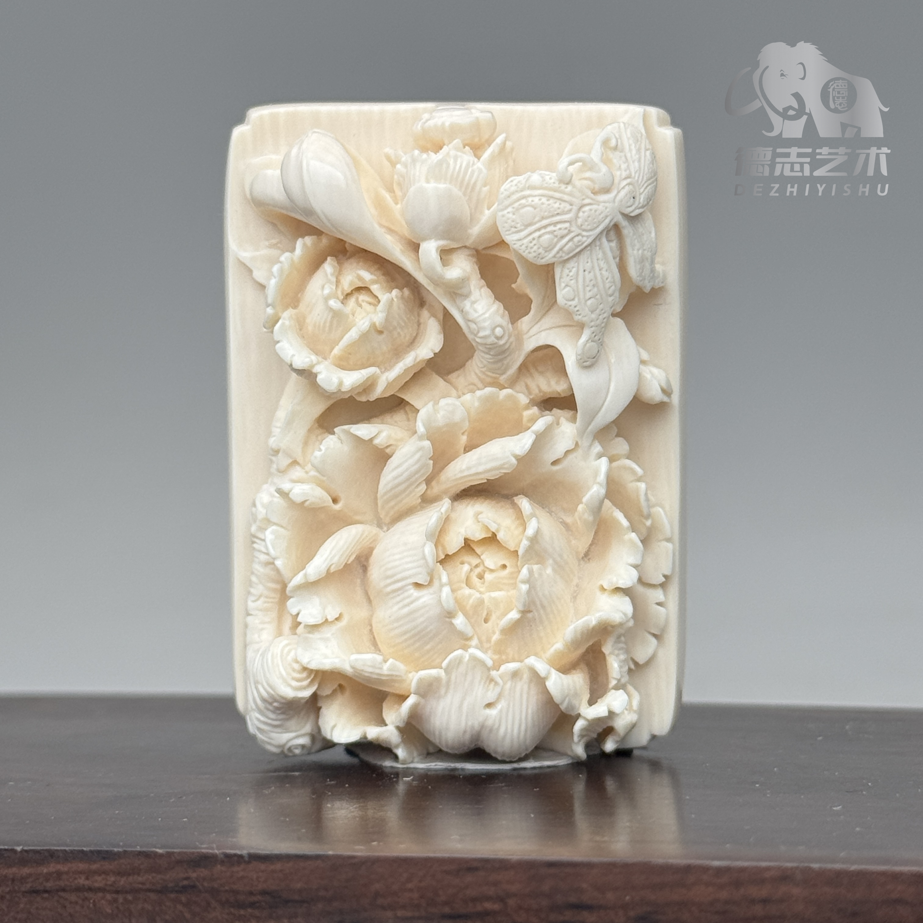 DEZHI/德志【花开富贵】51*37*18mm牡丹花立体镂空手雕猛犸吊坠
