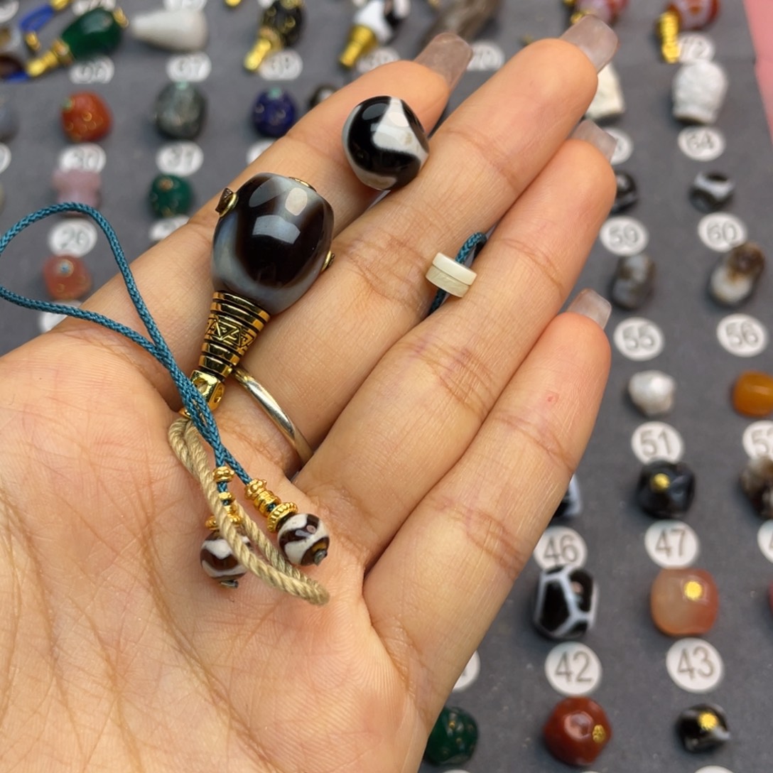 玛瑙/玉髓配饰合金x****