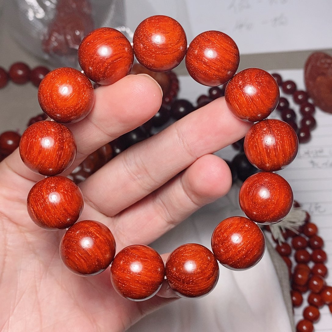 檀香紫檀（小叶紫檀）乘***、