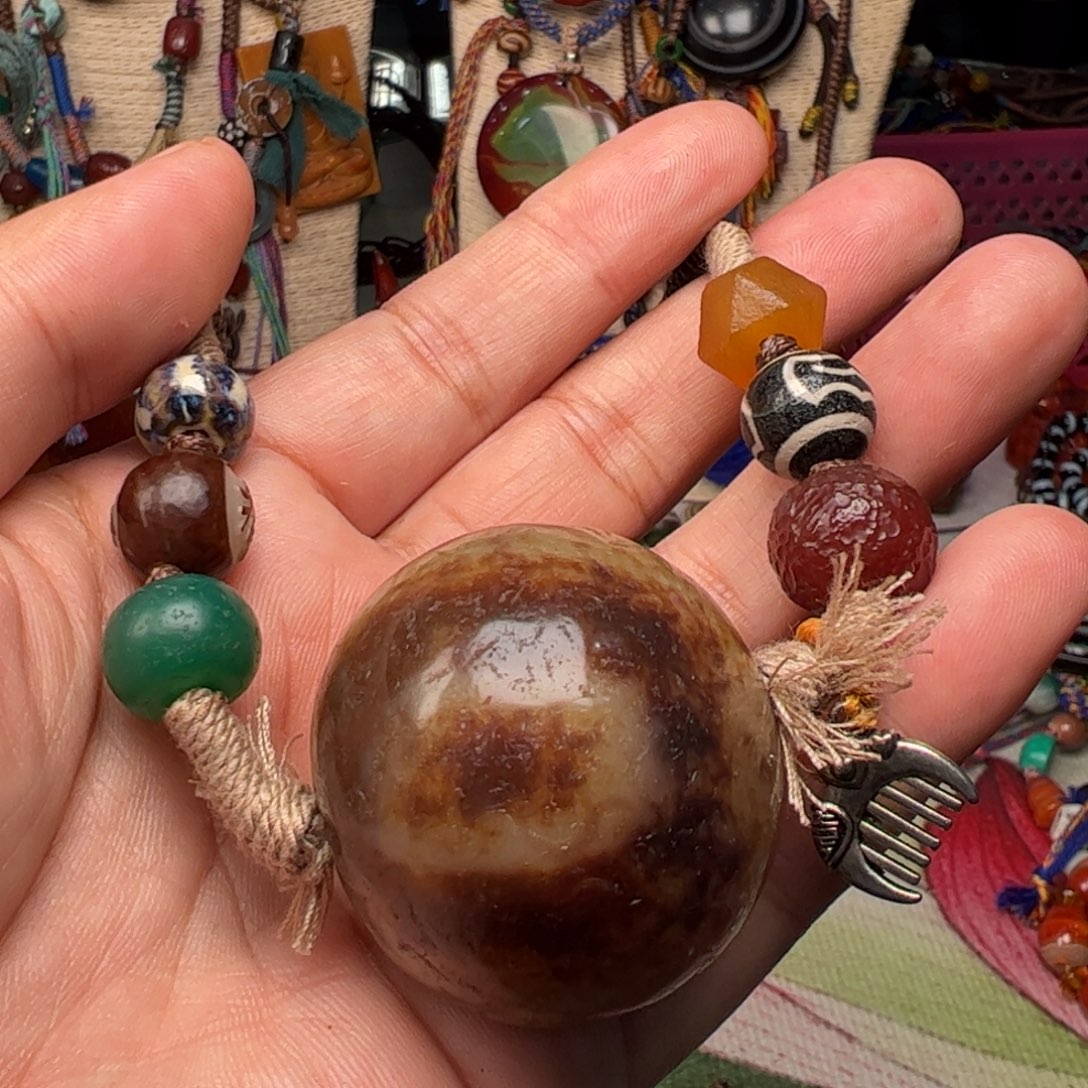 玛瑙/玉髓颈饰未镶嵌