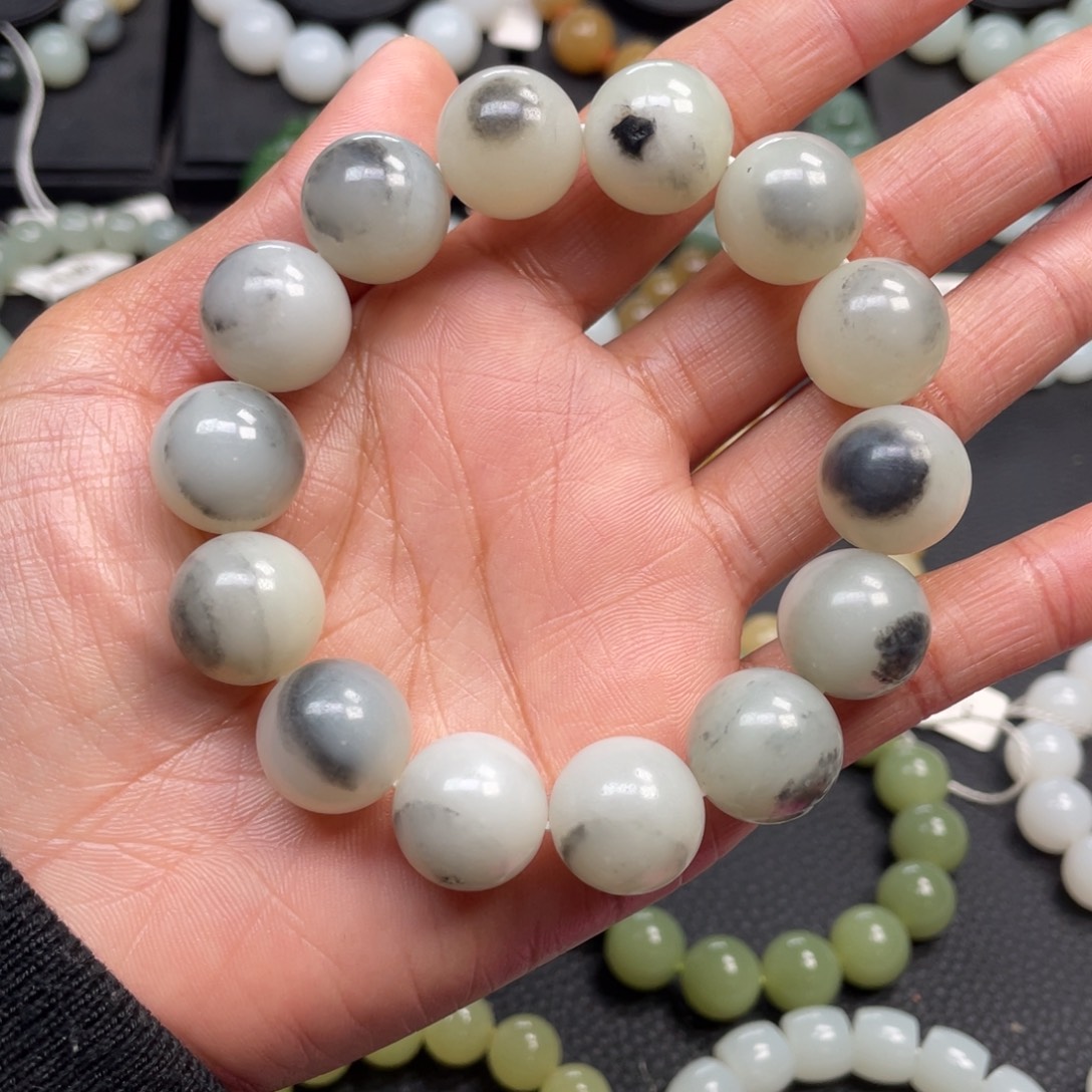 和田玉未镶嵌手链