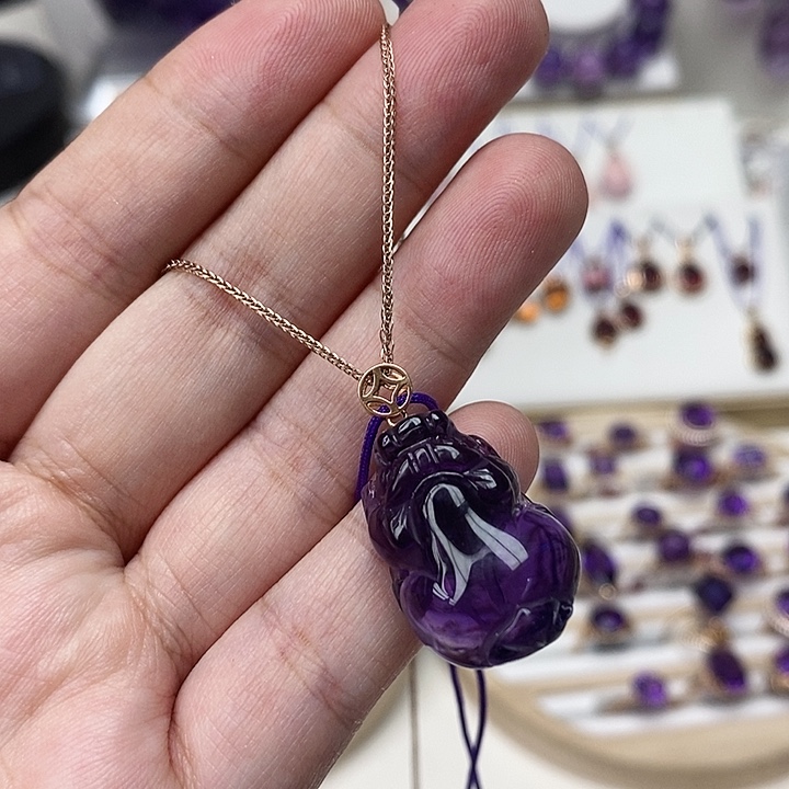 紫晶吊坠(赠链)18K金镶嵌王*瞳紫水晶吊坠