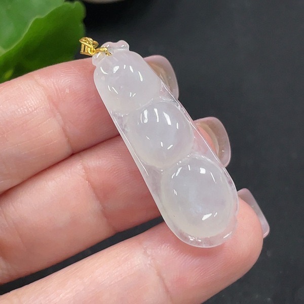 R44-天然A货翡翠-豆子