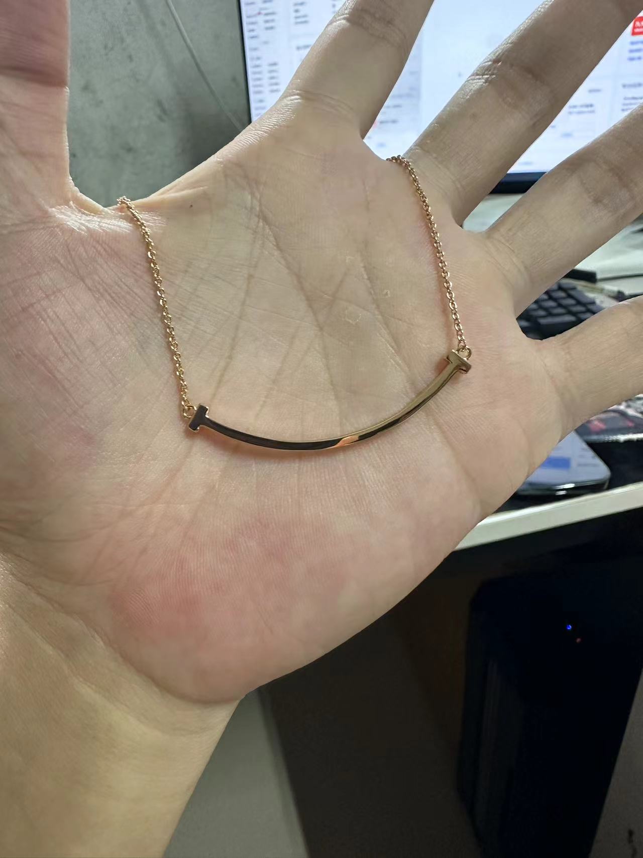 非金属合成锆石项链 笑笑笑脸的项链福利价