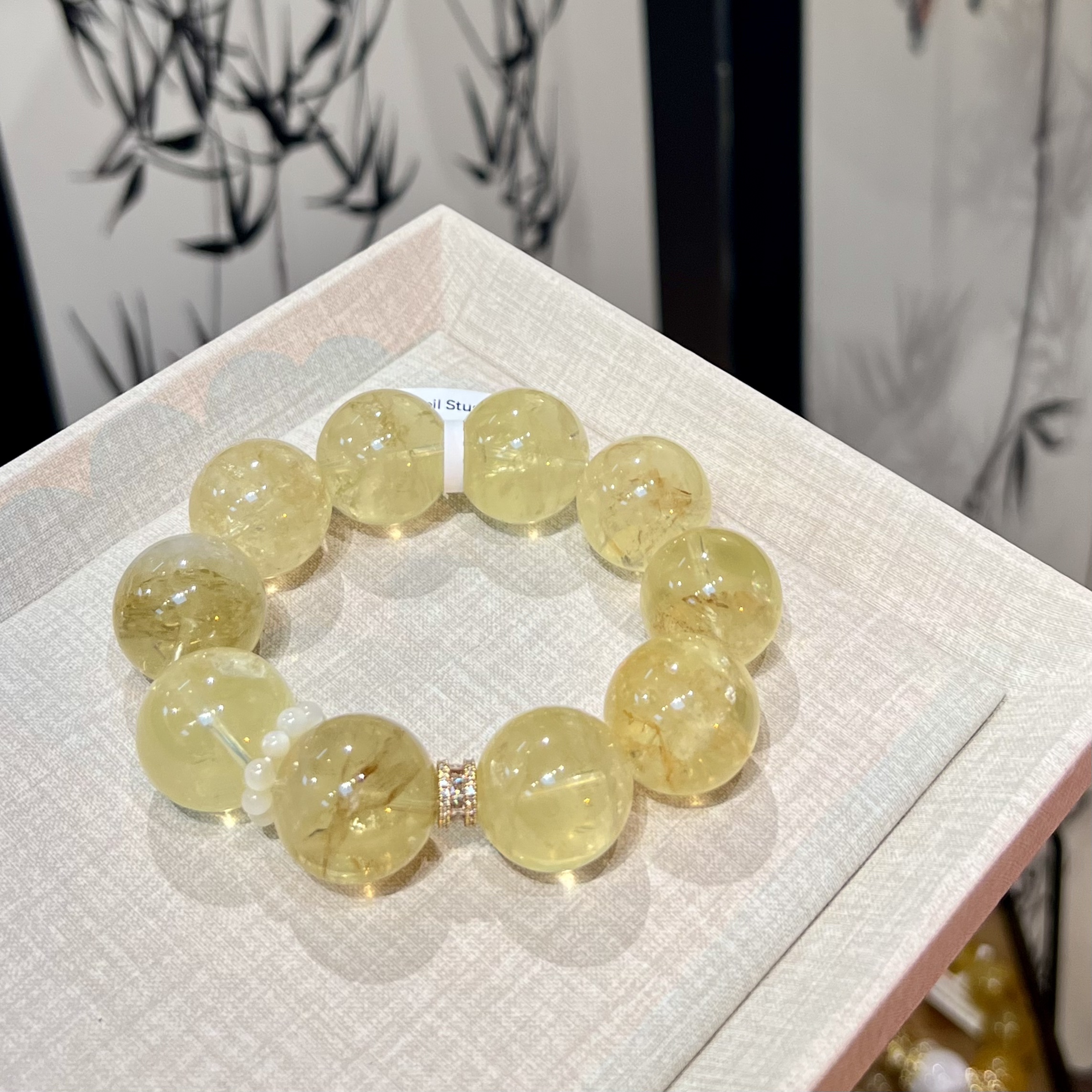 HZ4655 柠檬黄啊塞 水晶手串多样性发其一