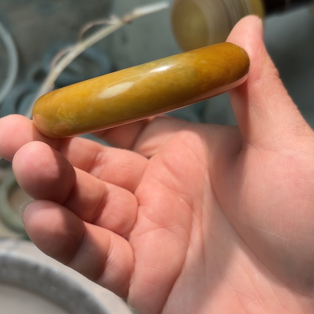 比***心蛇纹石玉未镶嵌手镯