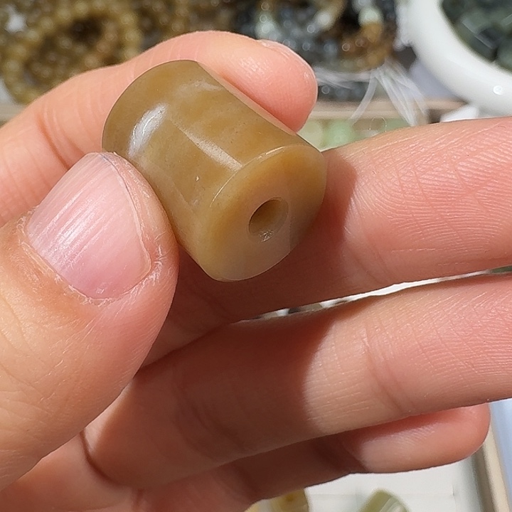 和田玉（糖玉）未镶嵌颈饰40