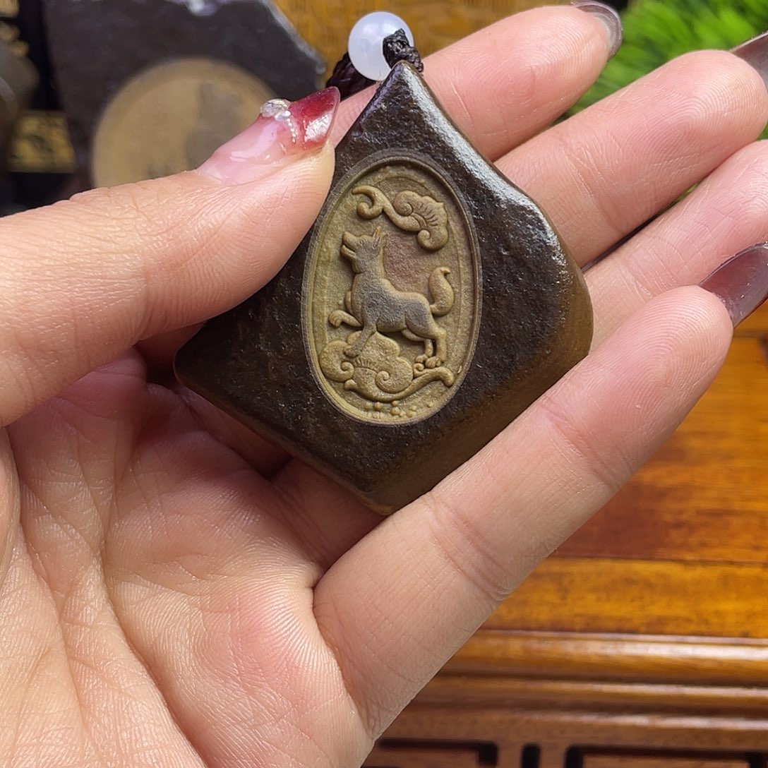 戈壁石2488866555555555