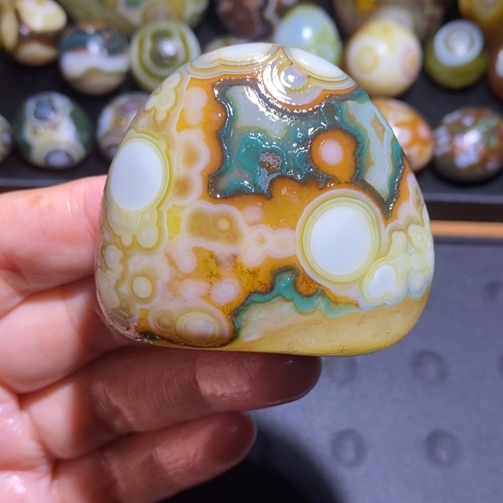 未镶嵌玛瑙/玉髓珠宝半成品127