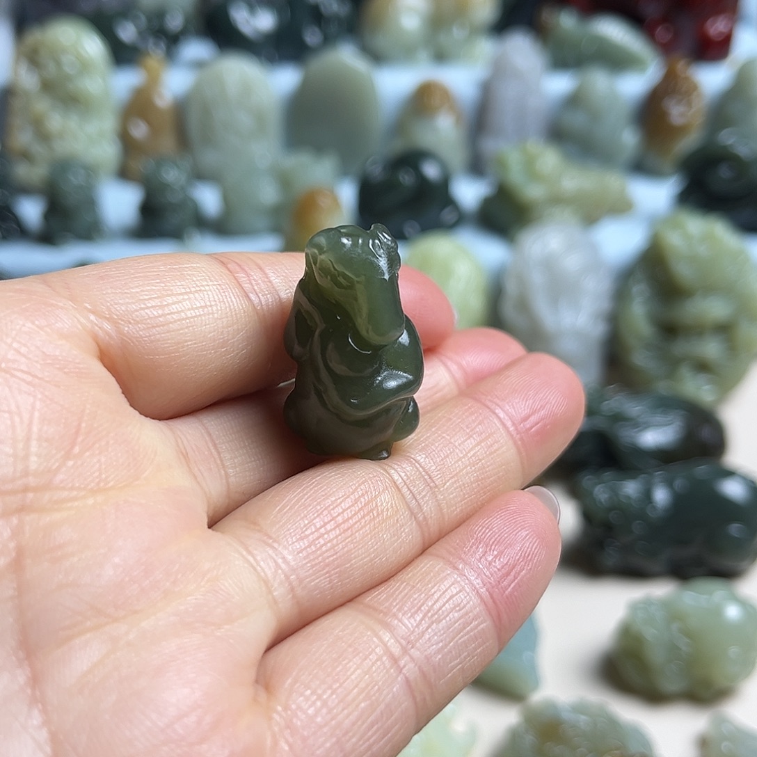 和田玉未镶嵌挂件