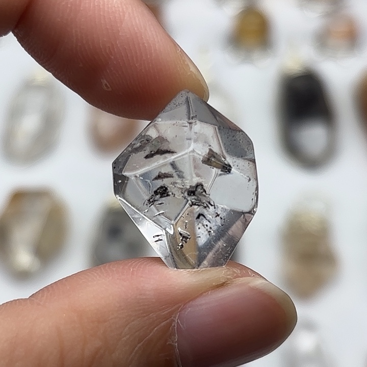 水晶未镶嵌颈饰闪灵钻22mm