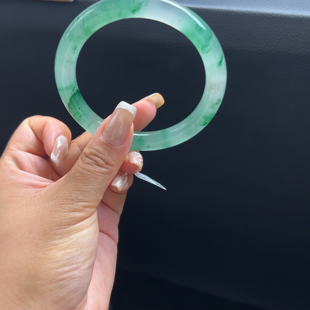 石英质玉未镶嵌手镯非洲翠5960