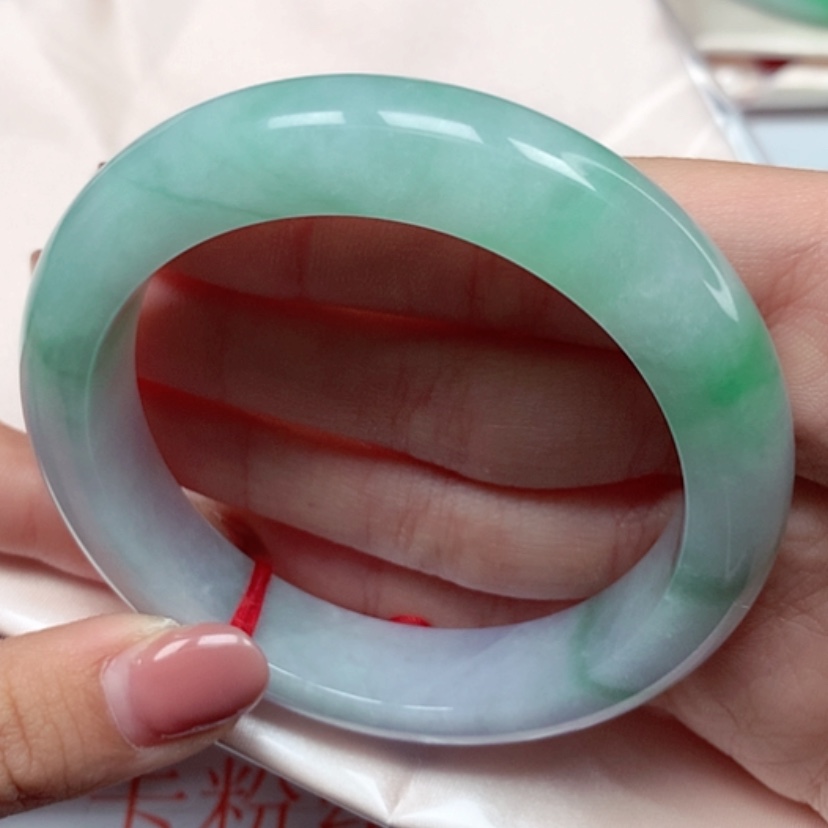 【闪购商品】翡翠手镯未镶嵌57圈