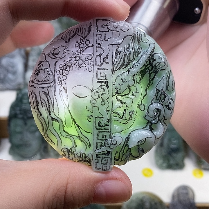 未镶嵌定制翡翠一念之间
