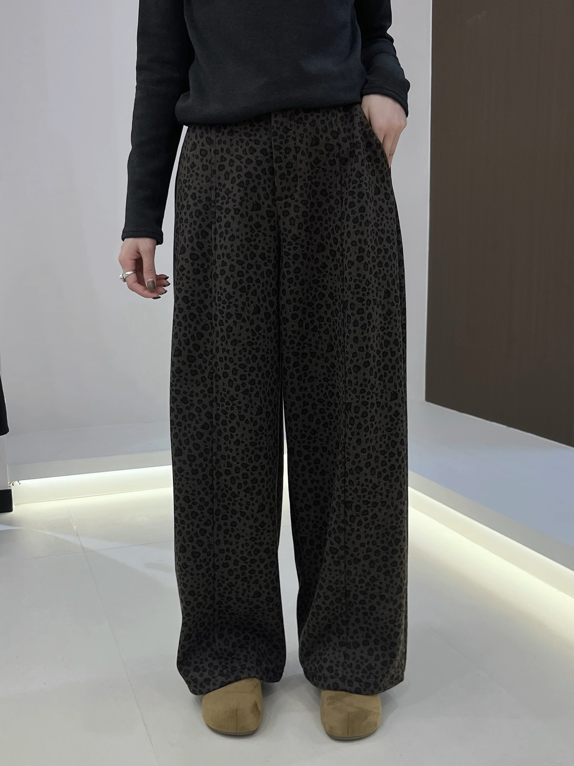 【Si&华严选】美拉德豹纹时尚阔腿裤加绒高腰直筒休闲裤长裤89286