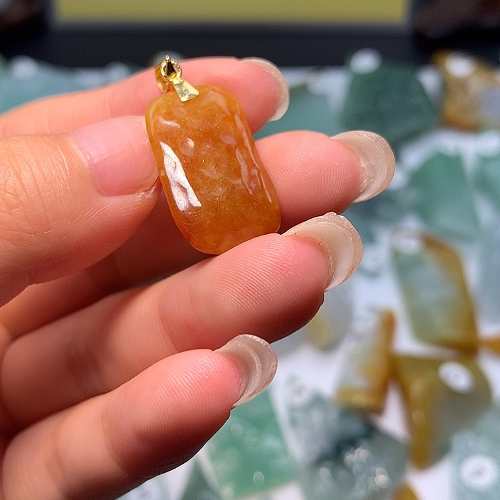 未镶嵌定制翡翠冰胶随形