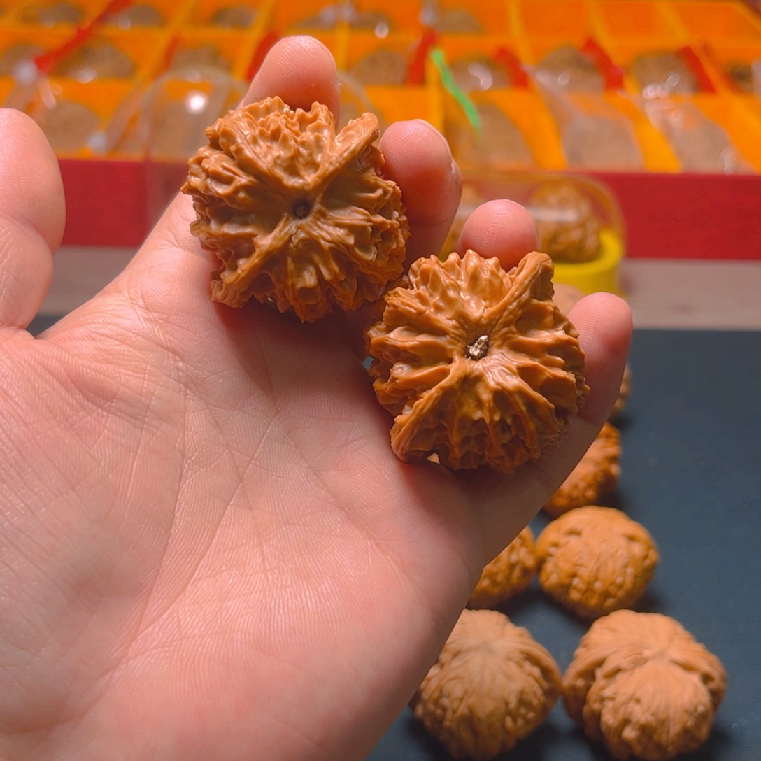 文玩核桃把件无***?苹果园