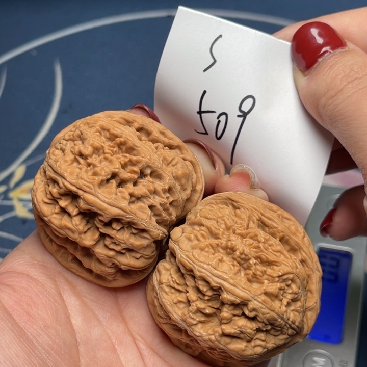 文玩核桃把件粗筋45