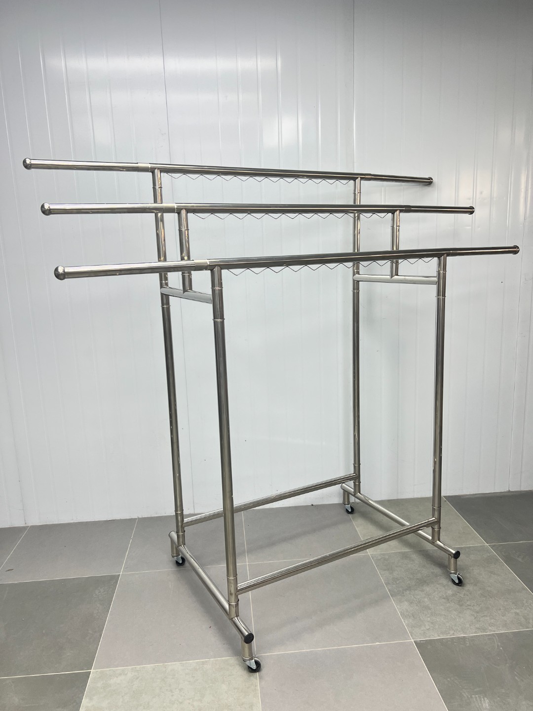 三杆加宽底座加衣帽钩晾衣架家用阳台晾晒可伸缩落地晒被子耐用