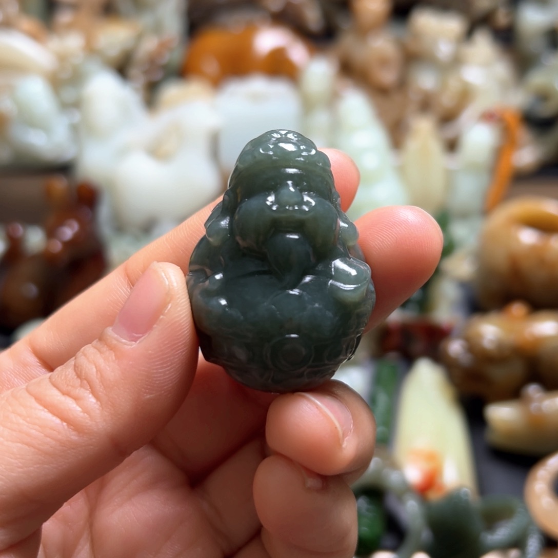 和田玉（糖玉）颈饰未镶嵌