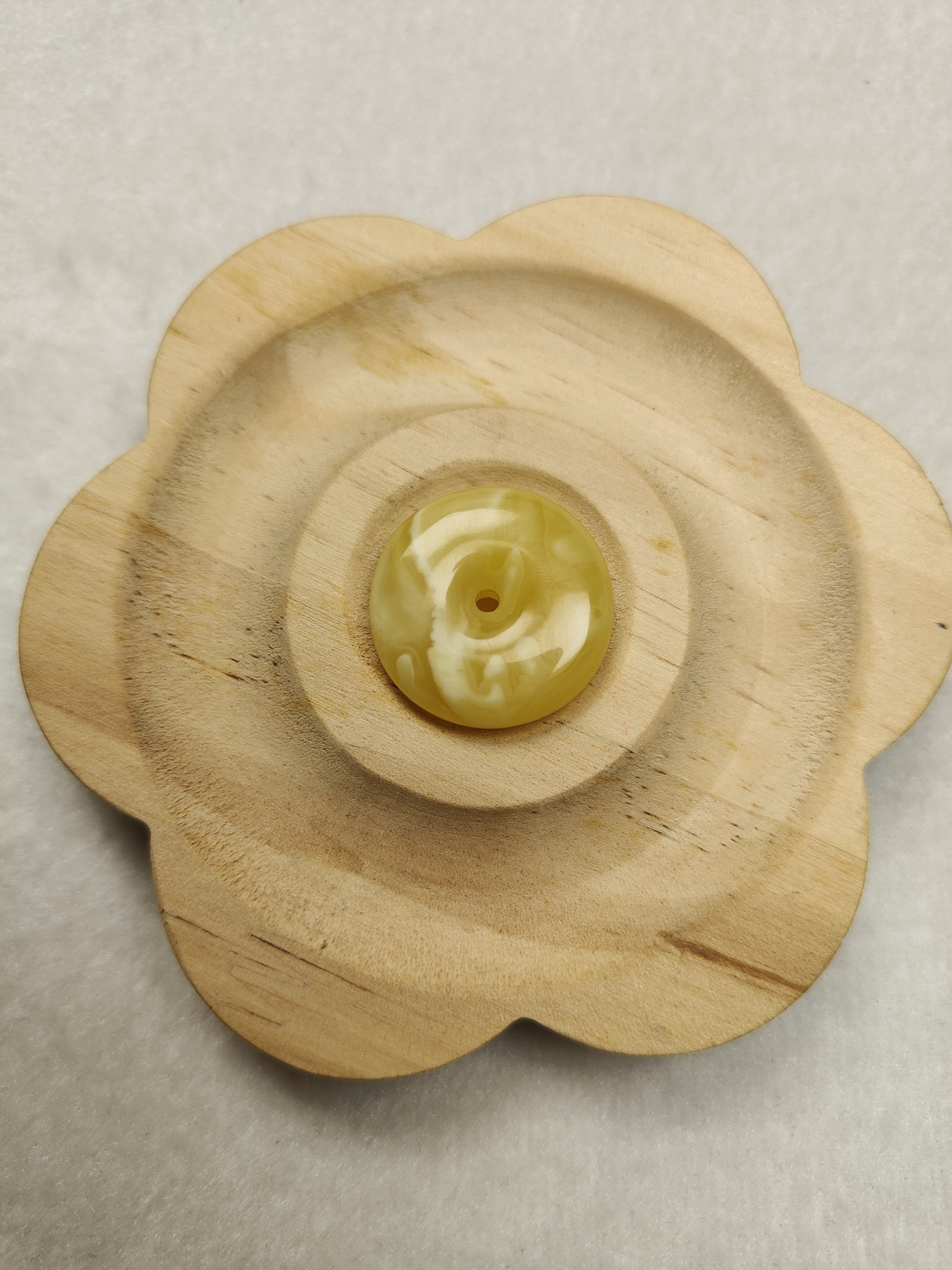 天然蜜蜡俄料白花平安扣吊坠