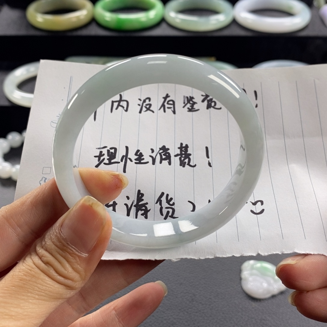 翡翠未镶嵌手镯天然翡翠手镯55