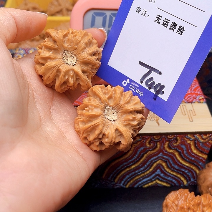 把件文玩核桃生****园文玩核桃龙门涧44