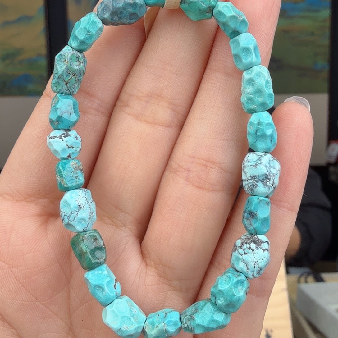 绿松石未镶嵌珠宝奇石