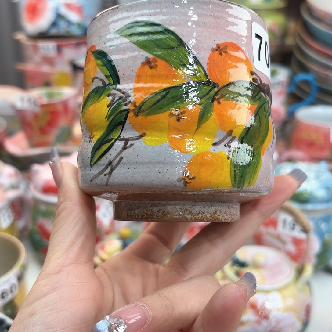 瓷片我在开会你要回来就先睡啊亲爱