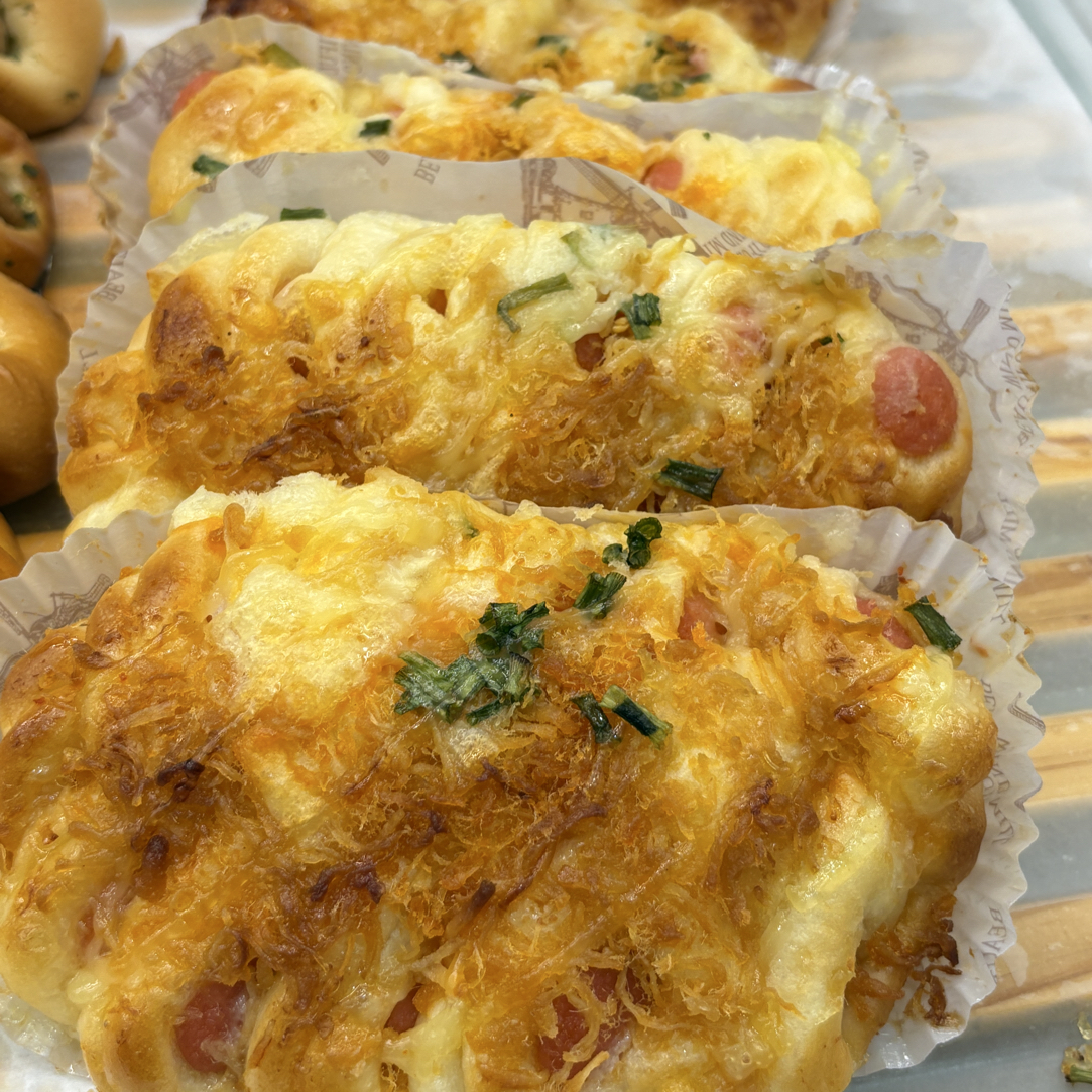 热狗面包（肉松/香肠）