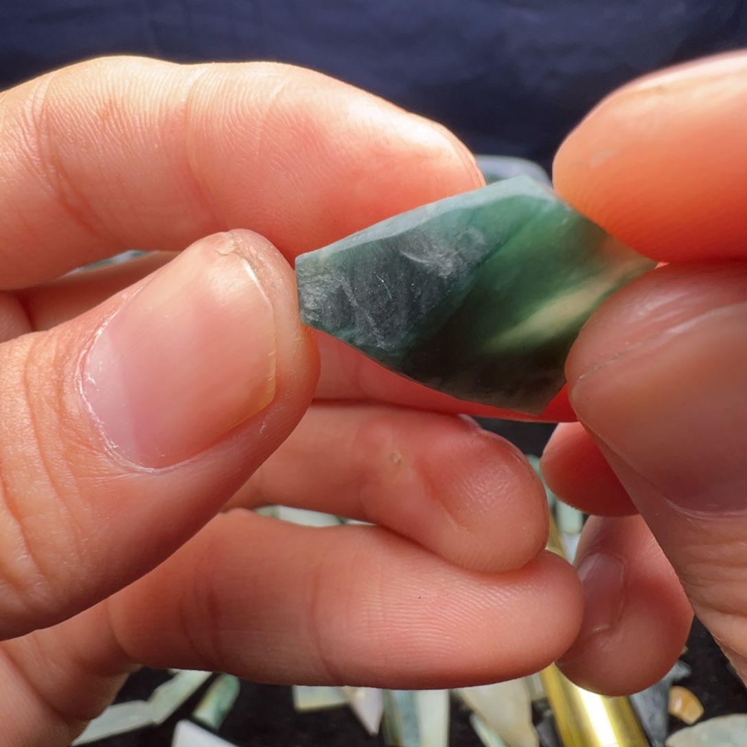 翡翠裸石缅甸翡翠A货