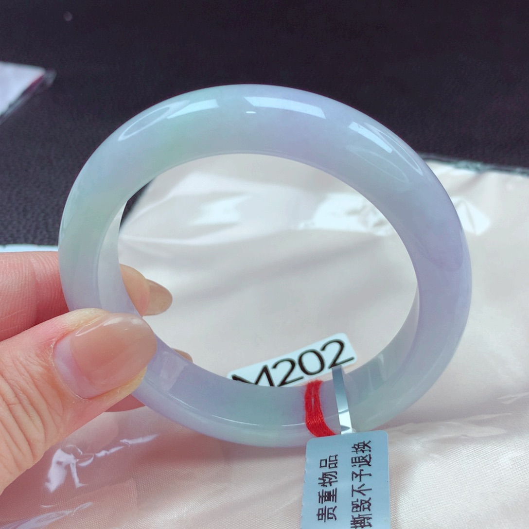 翡翠手镯未镶嵌手镯88