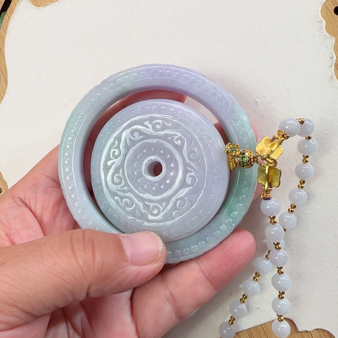 翡翠颈饰未镶嵌仿古