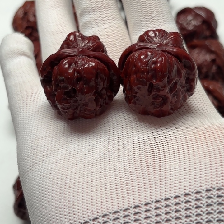 一***头文玩核桃吊坠小蛙